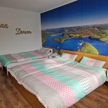 Haus Eifelruhe Дом отдыха *