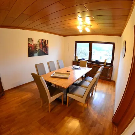 Haus Eifelruhe * Birresborn