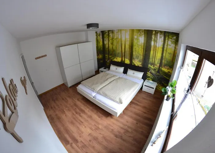 Haus Eifelruhe * Birresborn